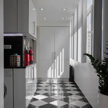 Cocas House Ii - * Almada