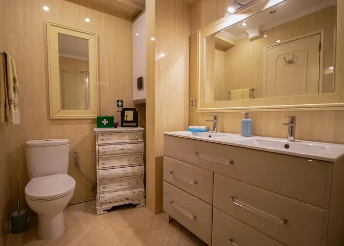 Cocas House Ii - * Almada