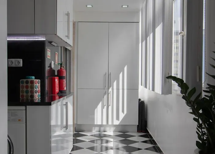 Cocas House Ii - * Almada